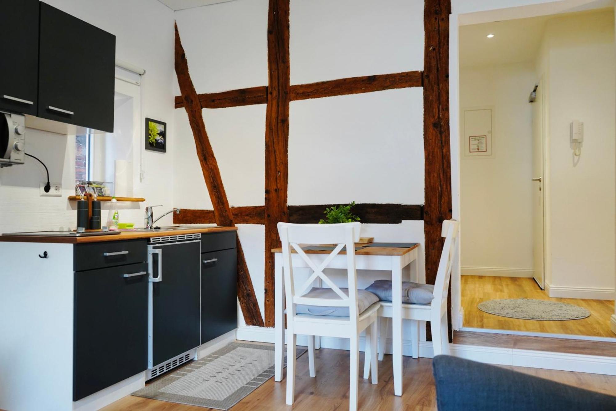 Altstadt Apartment II - Terrasse- Waschmaschine- Parkplatz Вольфсбург Екстер'єр фото